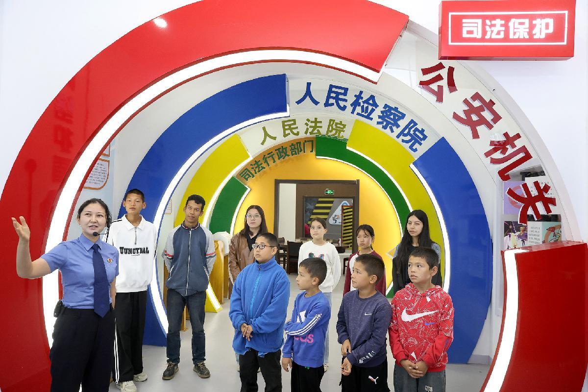 fedc211e5e5c9523bd3820223a843a8.jpg